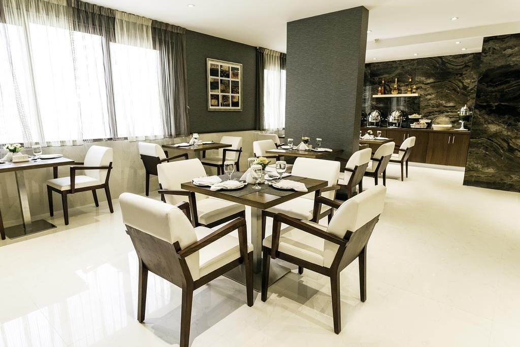 Hotel Emirates Plaza Abou Dabi